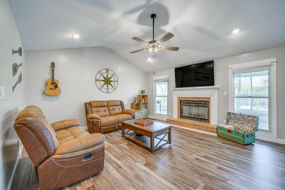 Lakefront Milledgeville Home with Private Dock!